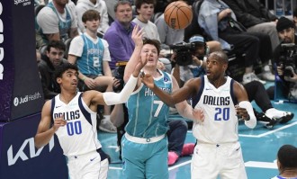 米勒17分黄蜂8人得分上双 击败独行侠砍5连胜