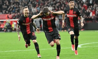 德甲不败神话兵临雅典，药厂客战欲碾碎奥林匹亚